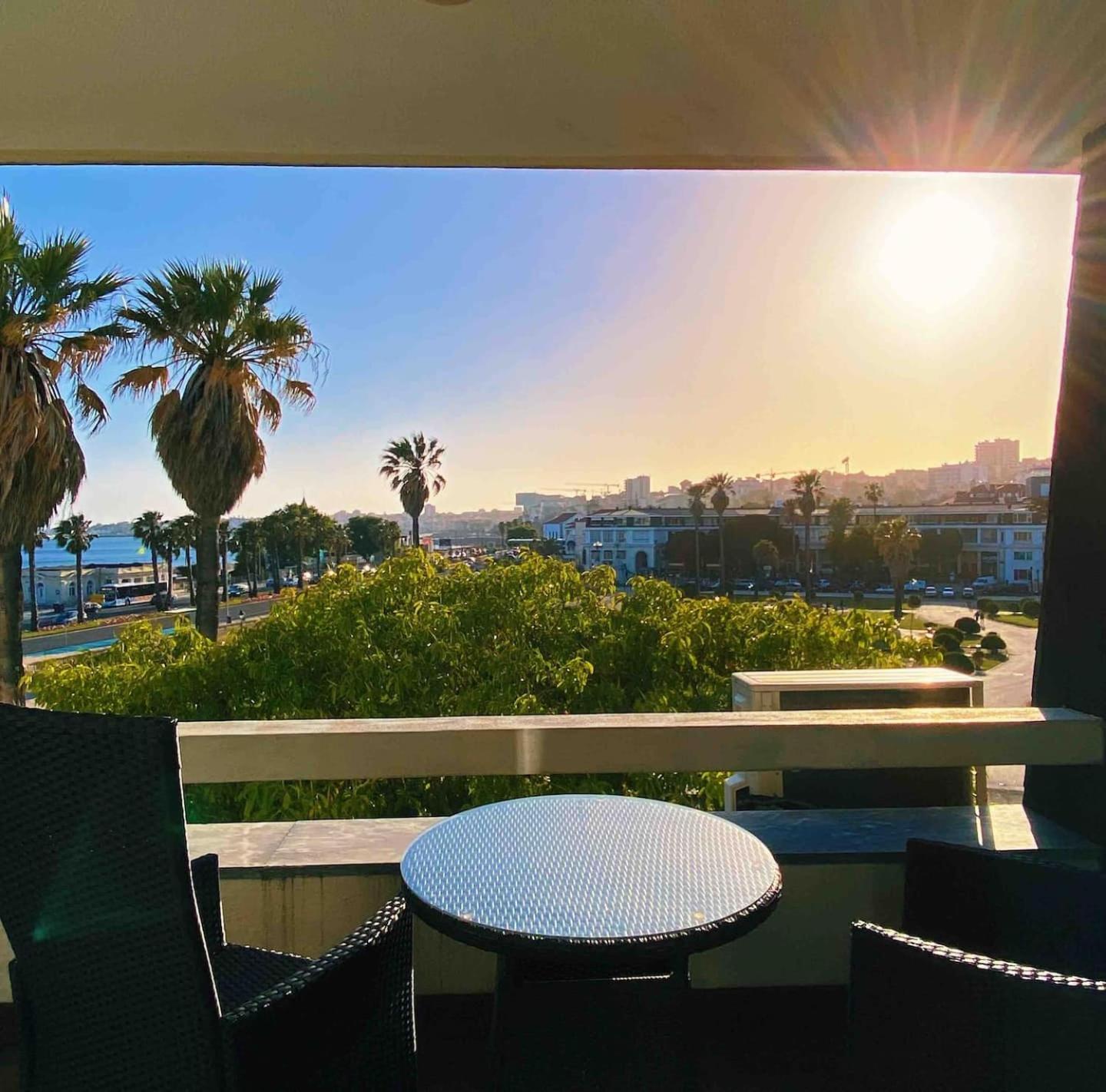 SEA VIEW w/ Balcony 2 mins walk to Beach&Casino Estoril Zewnętrze zdjęcie