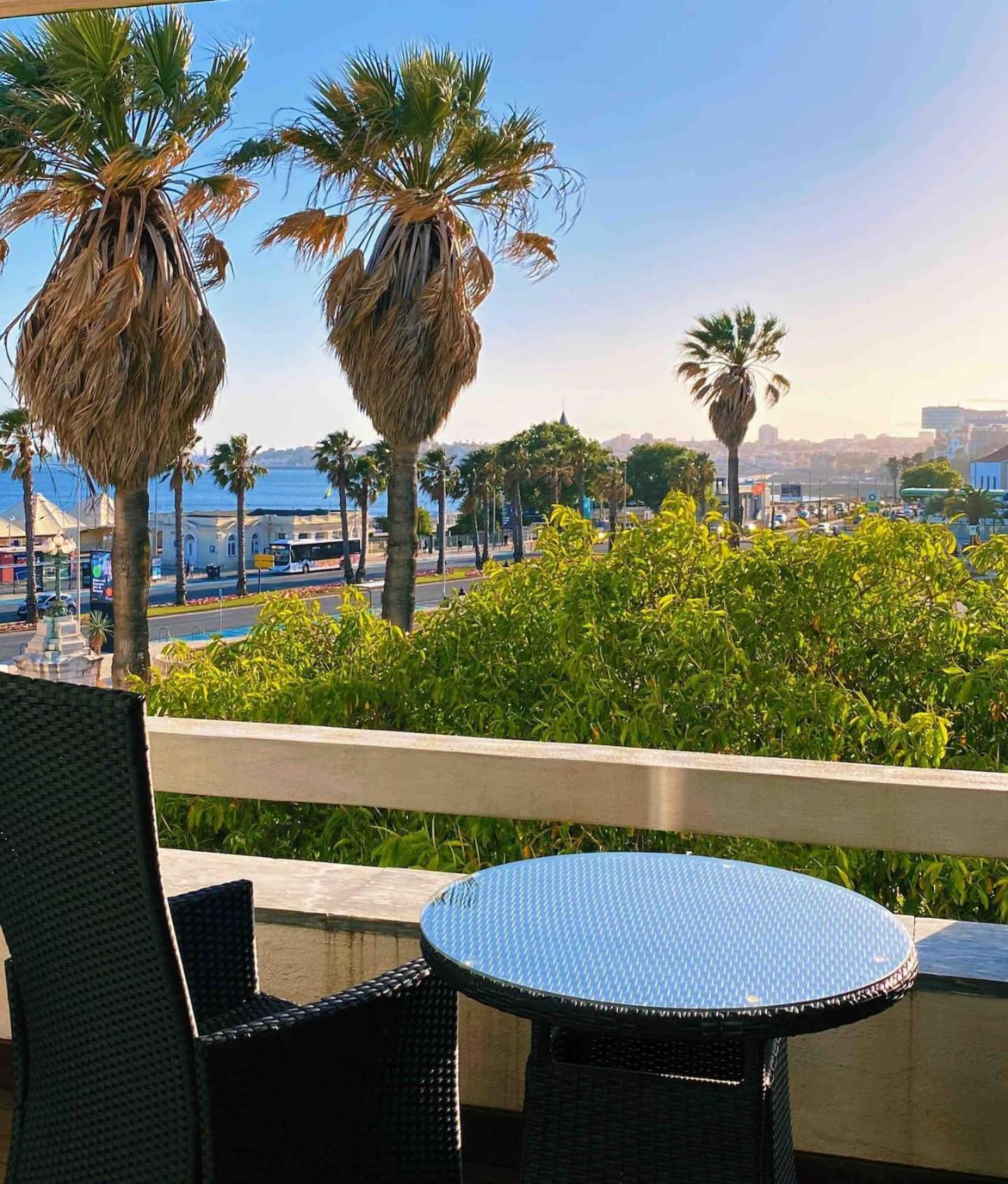 SEA VIEW w/ Balcony 2 mins walk to Beach&Casino Estoril Zewnętrze zdjęcie